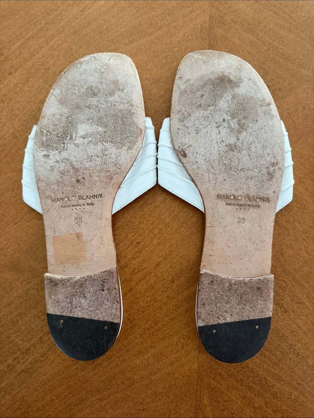 Manolo Blahnik White Knotted Leather Slide Sandals